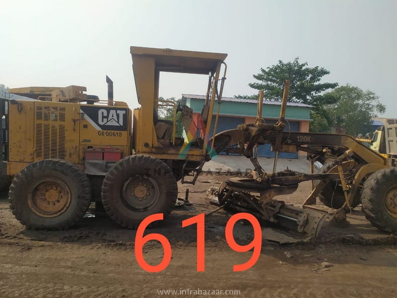 2015 model Used CAT 120 K2 Motor Grader for sale in Durgapur by owners online at best price, Product ID: 450354, Image 6- Infra Bazaar